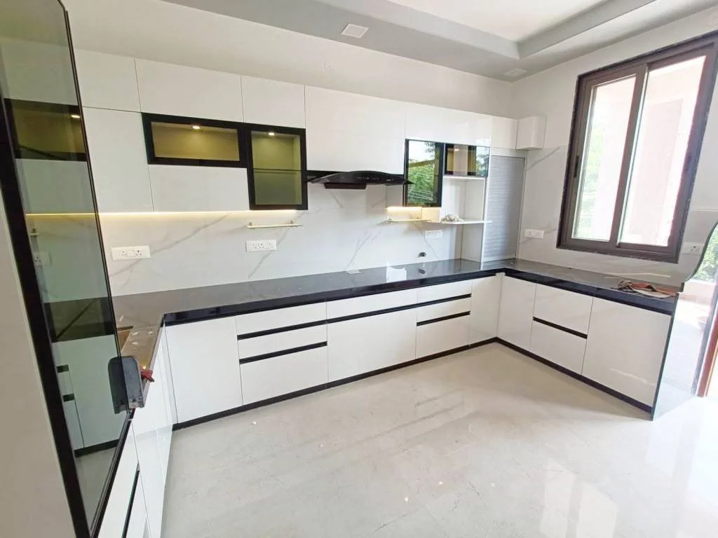 Luxury-Modular-Kitchen-in-Jaipur